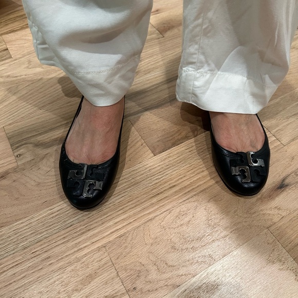 Tory Burch Black Flats with Silver Logo - Picture 2 of 4
